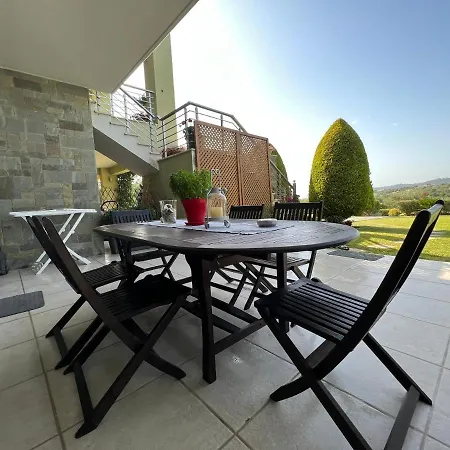 Angelo's Elegant Summer House